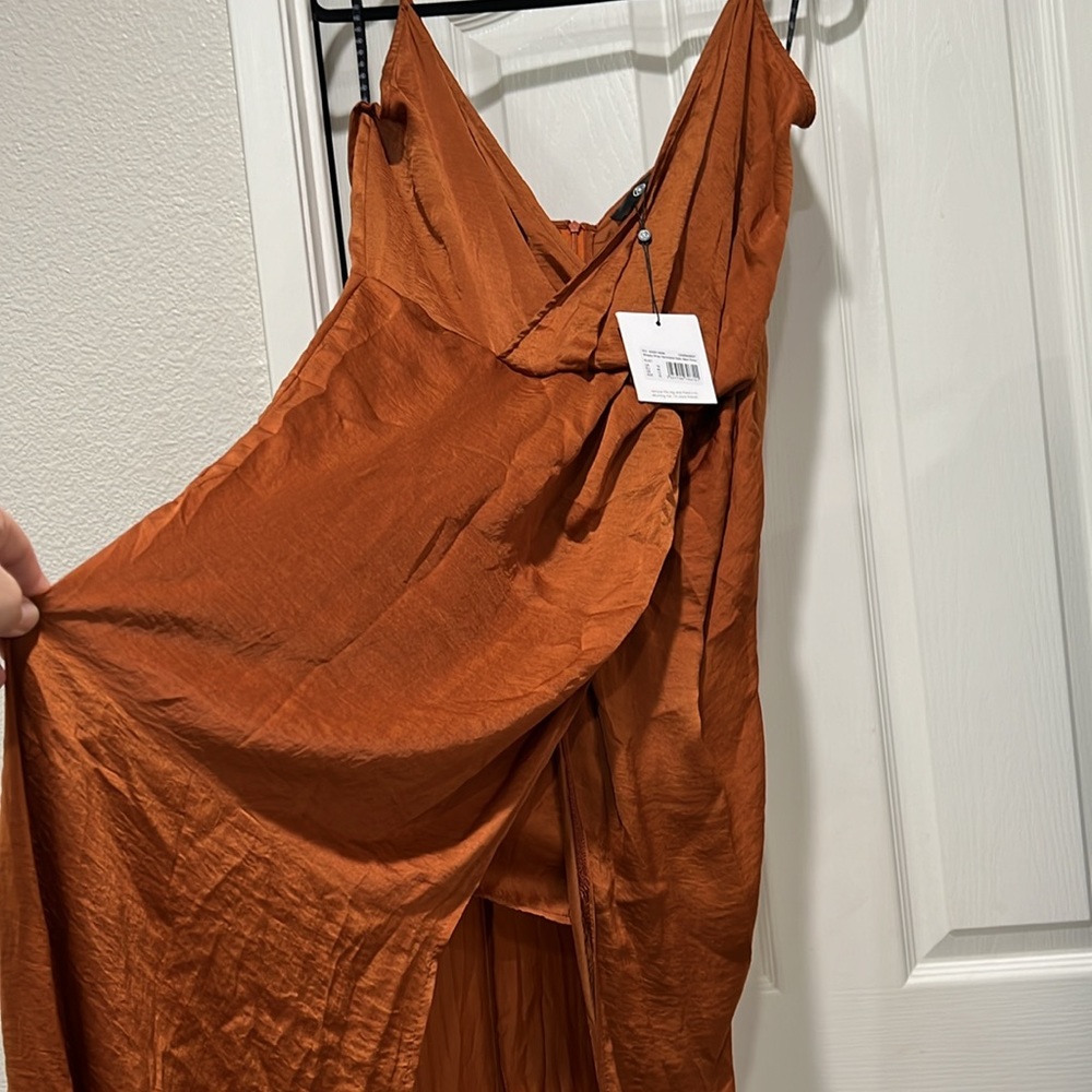 Dress - Picture 4 of 4